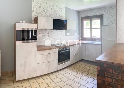 Maison - 90 m² - 5 pièces