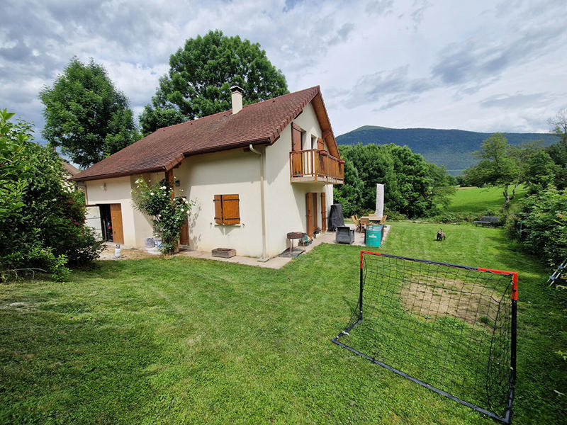 Maison - 105 m² - 4 pièces