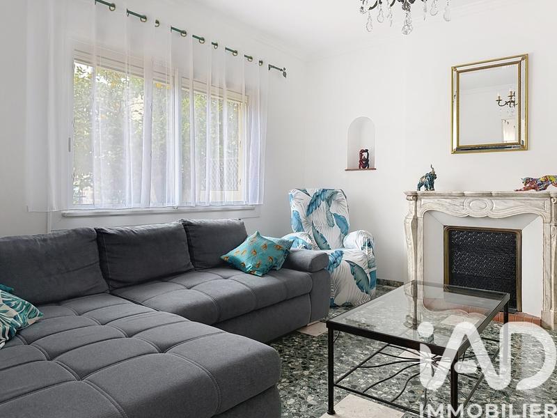 Maison - 180 m² - 5 pièces