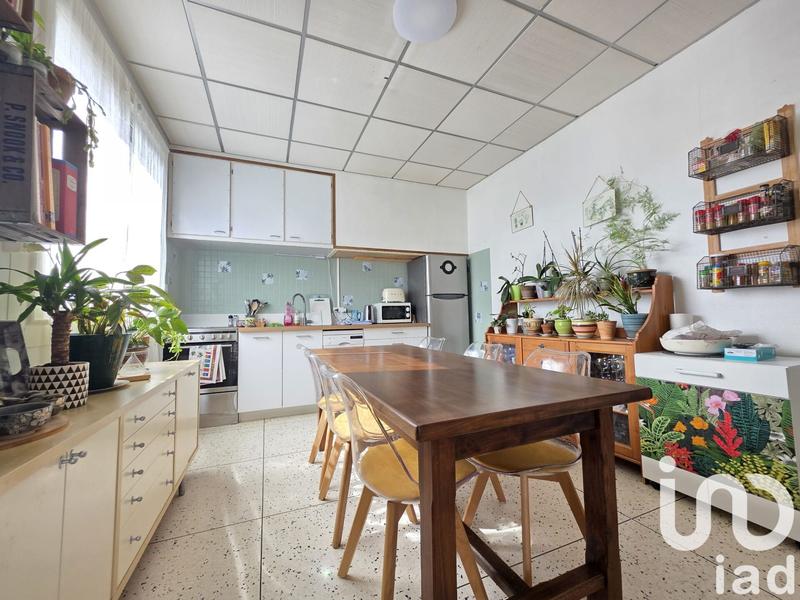 Maison - 96 m² - 6 pièces