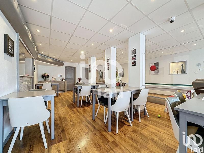 Local commercial - 1 750 m²