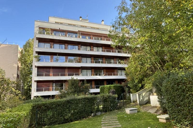 Appartement - 93 m² - 4 pièces