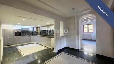 Propriété - 200 m² - 7 pièces