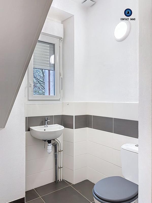 Maison - 95 m² - 5 pièces