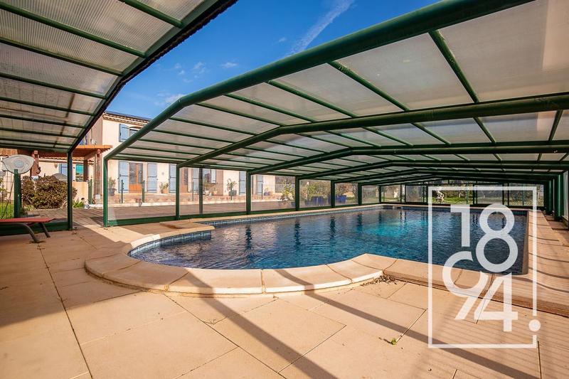 Maison - 189 m² - 5 pièces