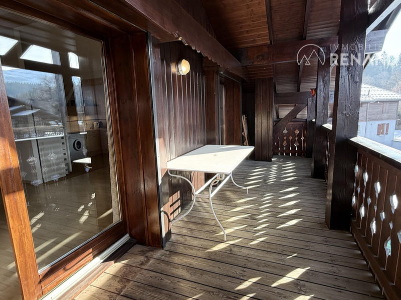 Appartement - 90 m² - 4 pièces