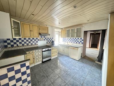 Maison ancienne - 176 m² - 6 pièces