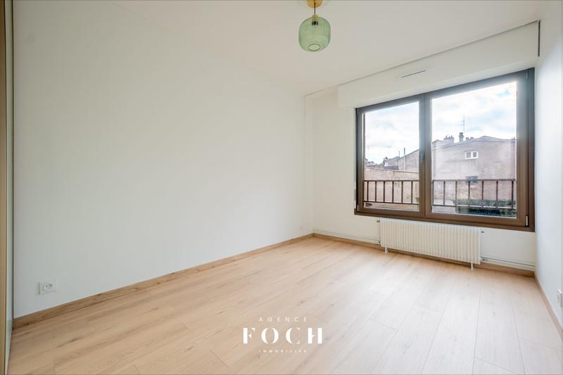 Appartement - 77 m² - 4 pièces
