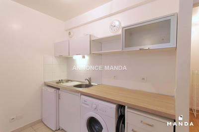 Studio - 26 m² - 1 pièce