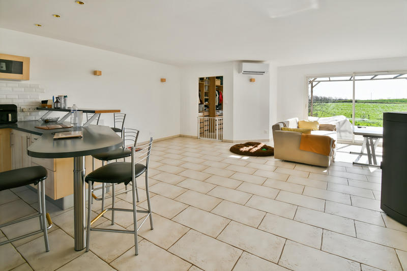 Maison - 97 m² - 3 pièces