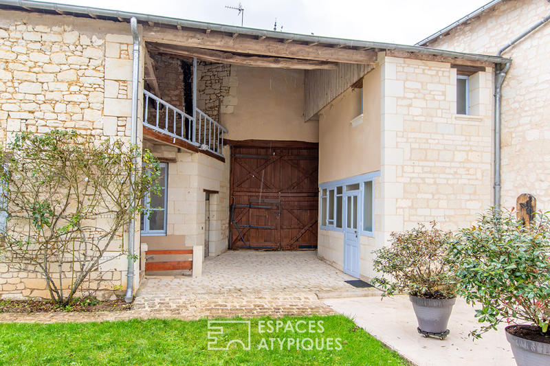 Maison - 290 m² - 9 pièces