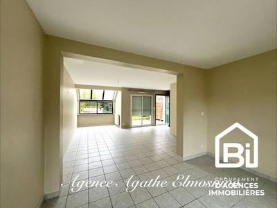 Maison - 97 m² - 5 pièces