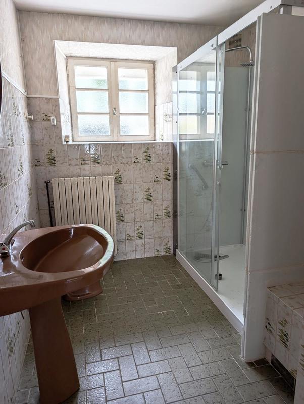 Maison - 168 m² - 10 pièces