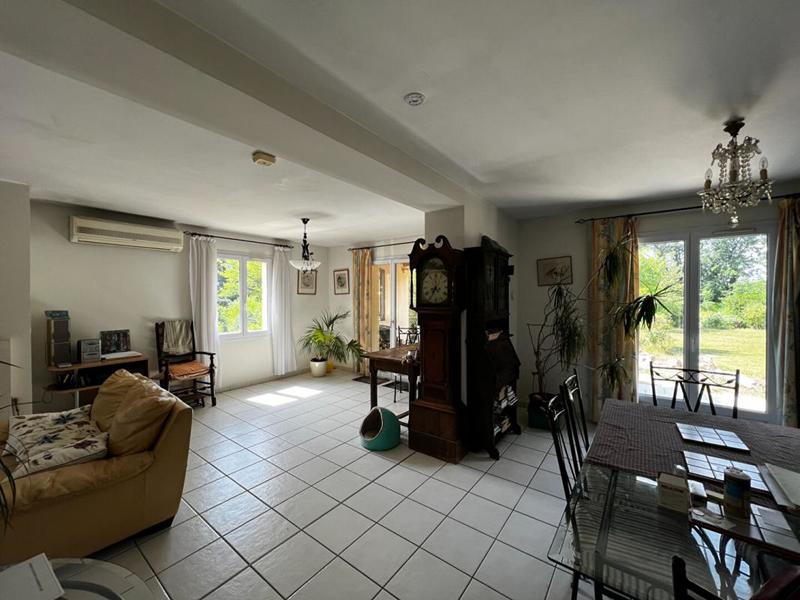 Maison - 190 m² - 6 pièces