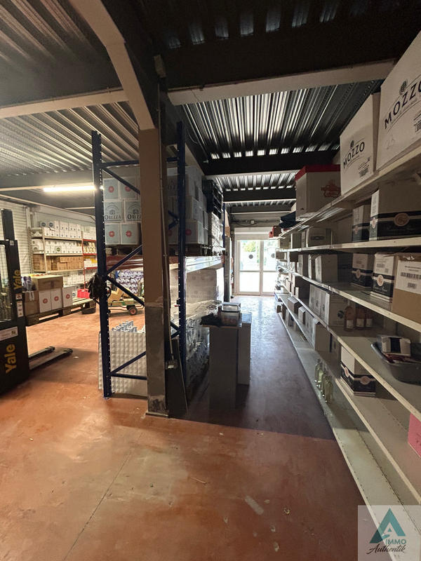 Local commercial - 84 m²