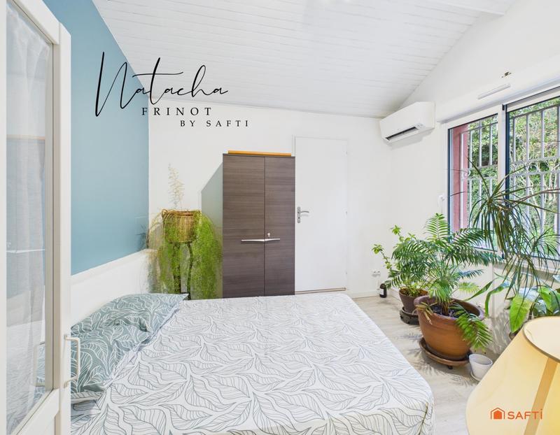 Maison - 210 m² - 5 pièces