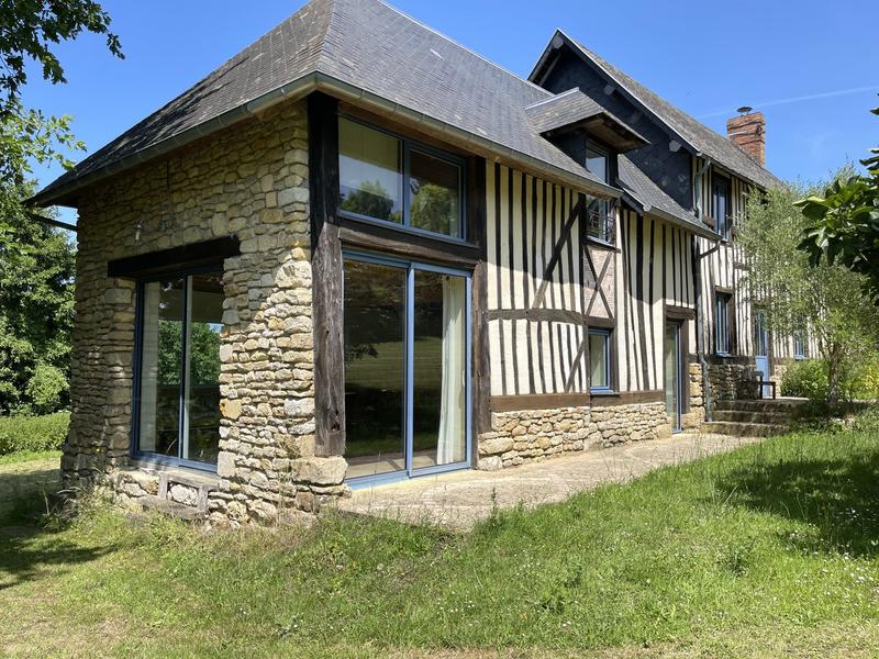 Maison ancienne - 204 m² - 10 pièces