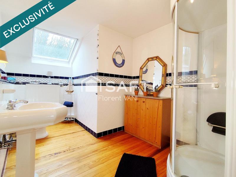 Maison - 213 m² - 6 pièces