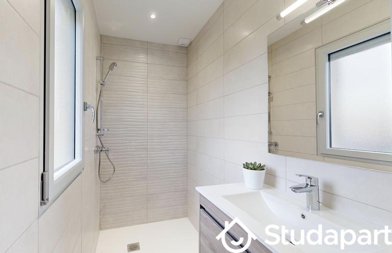 Chambre - 17 m² - 1 pièce