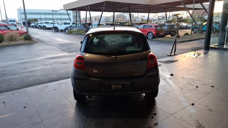 Renault Clio II Campus Dynamique 1.5 dCi 70