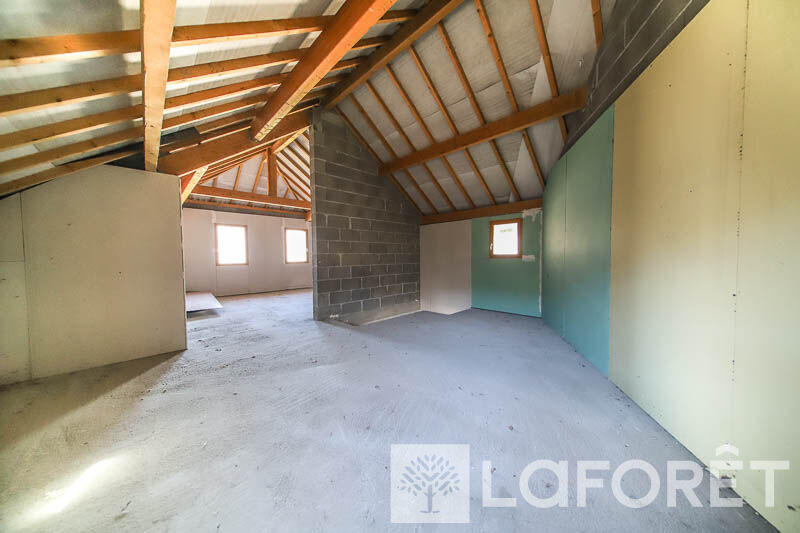 Maison - 120 m² - 3 pièces