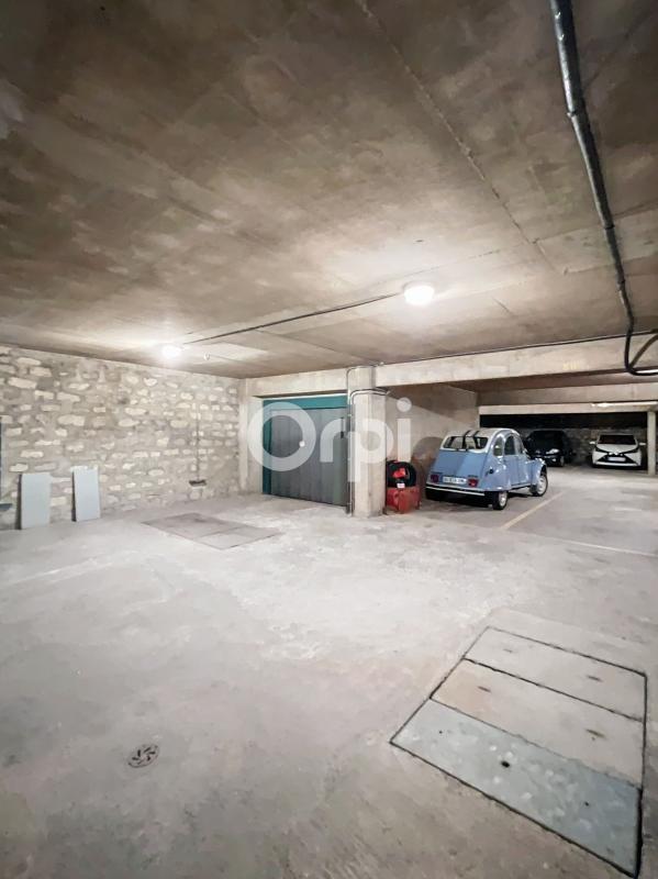 Garage - 12 m²