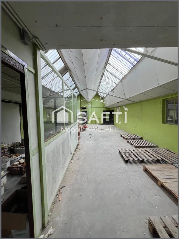 Local commercial - 6 606 m² - 95 pièces