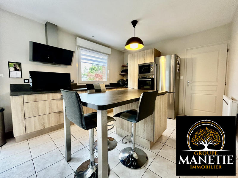 Maison - 96 m² - 5 pièces