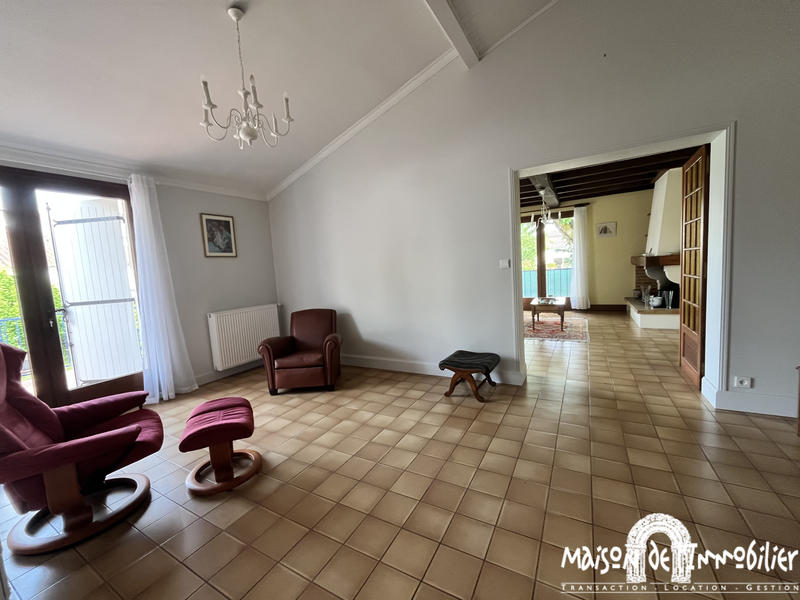 Maison - 111 m² - 6 pièces