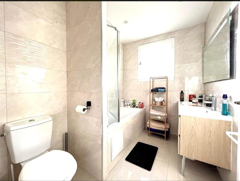 Maison - 80 m² - 5 pièces