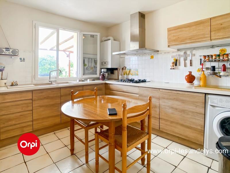 Maison - 95 m² - 5 pièces