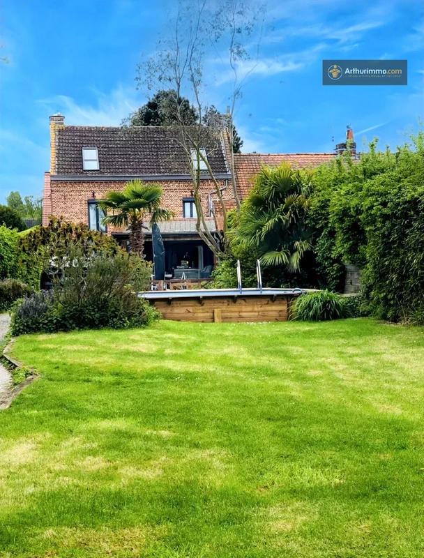 Maison - 181 m² - 7 pièces