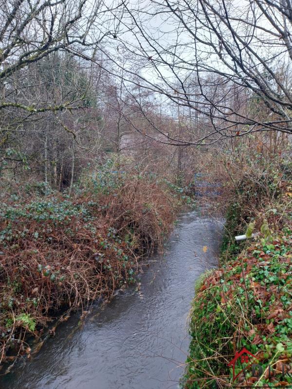 Propriété - 100 m² - 5 pièces