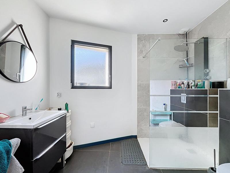 Maison contemporaine - 132 m² - 5 pièces