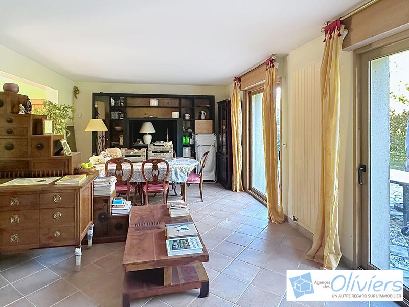 Maison - 188 m² - 6 pièces