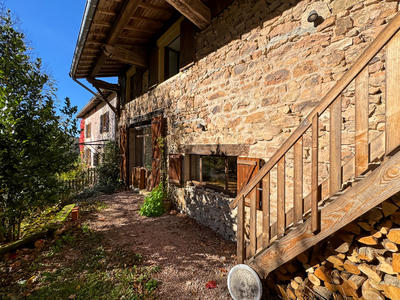 Maison - 216 m² - 7 pièces