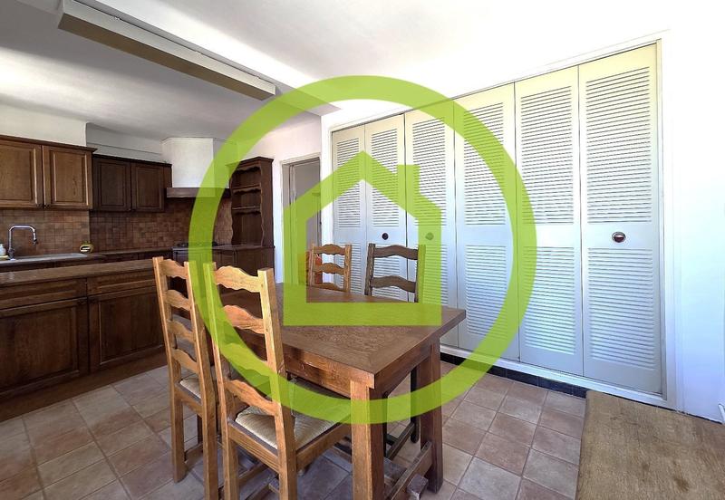 Appartement - 131 m² - 5 pièces