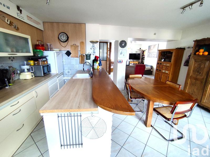 Maison - 123 m² - 7 pièces