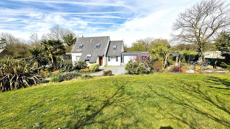 Maison - 145 m² - 7 pièces