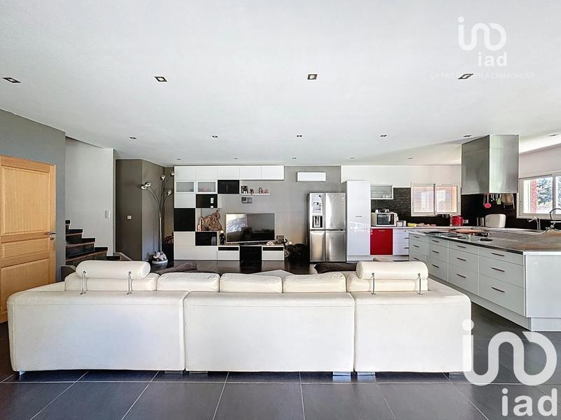 Maison - 176 m² - 5 pièces