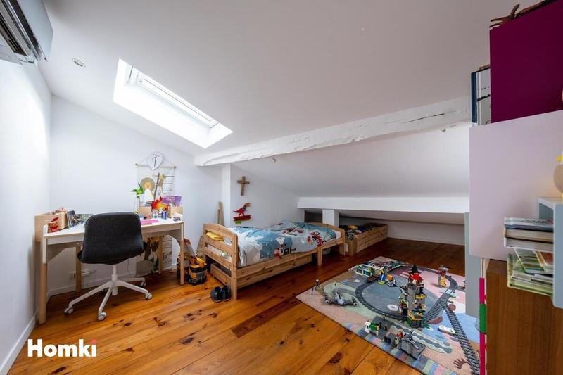 Appartement - 105 m² - 4 pièces