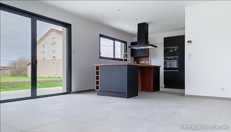 Maison - 98 m² - 4 pièces