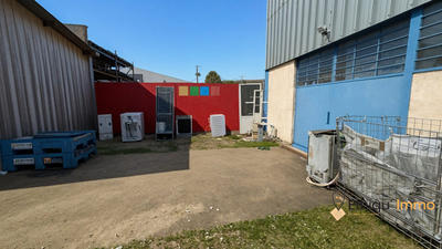 Local commercial - 839 m² - 6 pièces