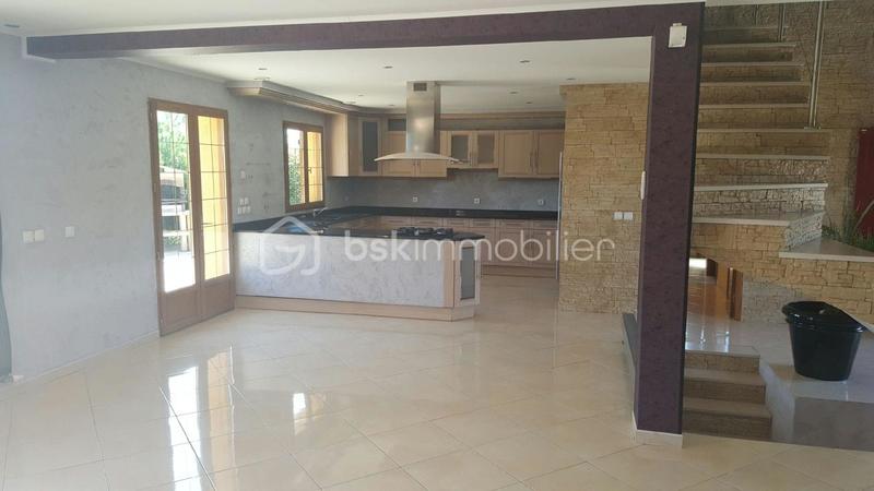 Maison d'architecte - 195 m² - 7 pièces