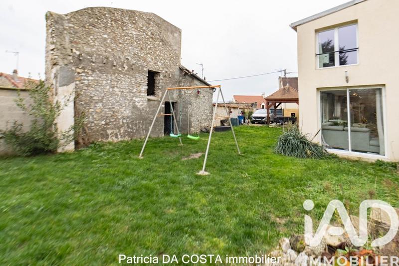 Maison - 136 m² - 6 pièces