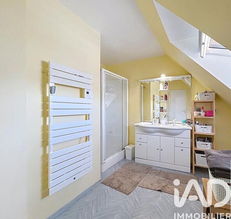 Maison - 138 m² - 7 pièces