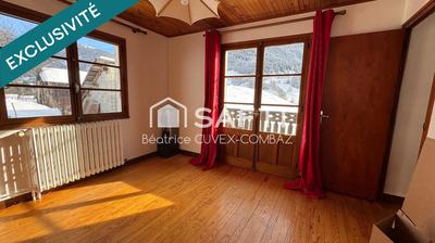 Maison - 87 m² - 5 pièces