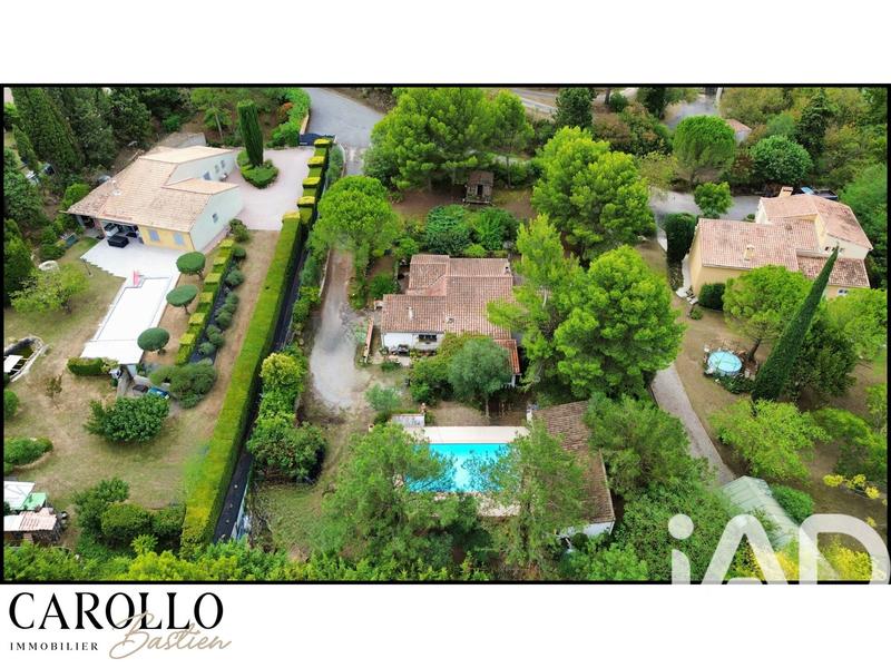 Maison - 142 m² - 5 pièces