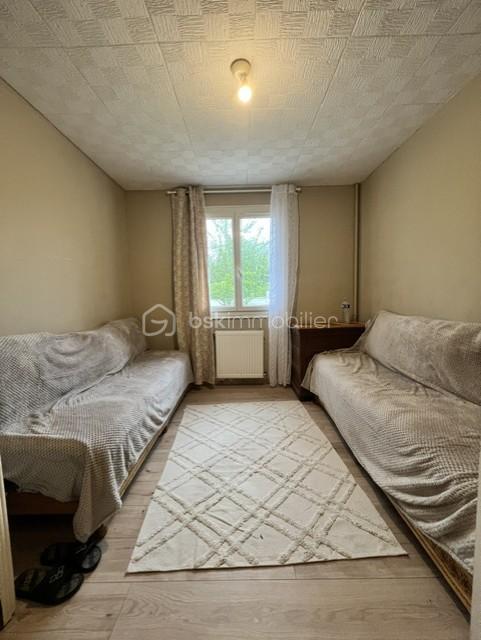 Maison traditionnelle - 92 m² - 5 pièces