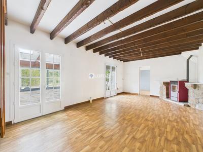 Maison - 98 m² - 4 pièces